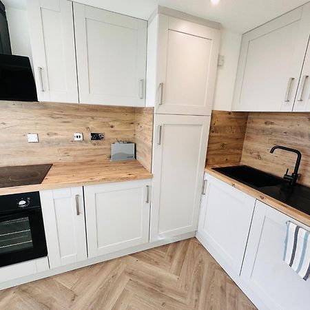 R1 - Private Room In Modern Shared Apartment, Each With Kitchenette, Central Birmingham Exterior foto